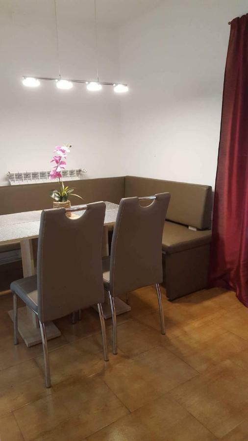 Apartment Goran & Nela 우마그 외부 사진